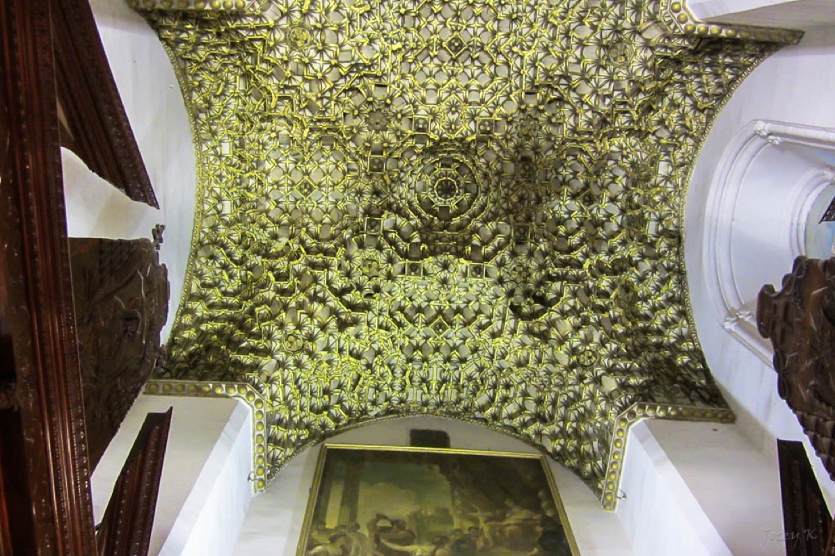 spanish mosque interior