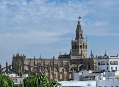 Declino Chiesa Spagna: meno del 21% è altamente religioso oggi