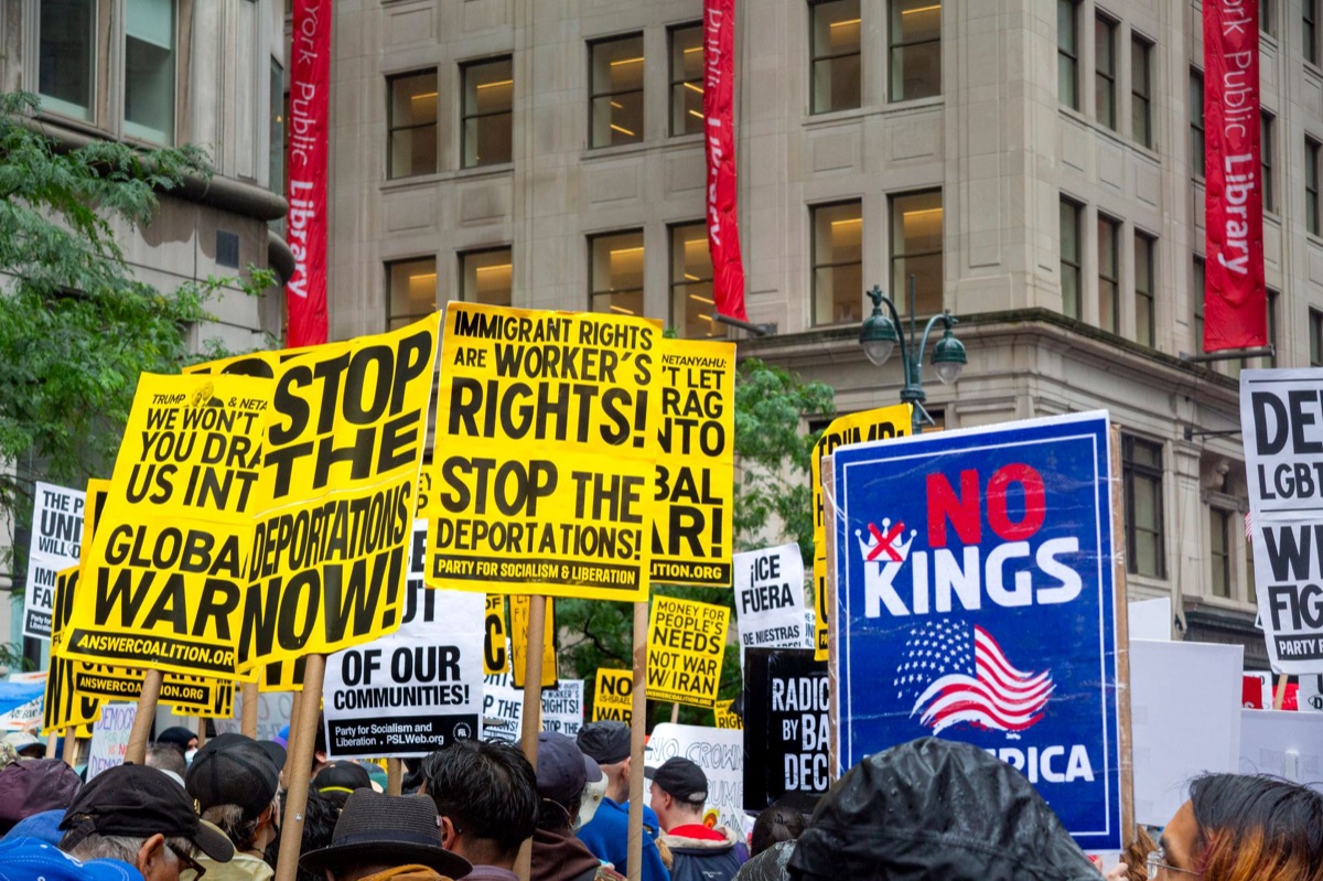 seueta immigrants protest