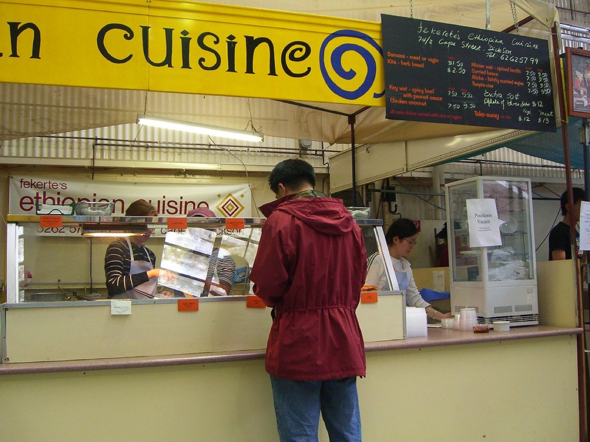 スペインの市場で売られている品物